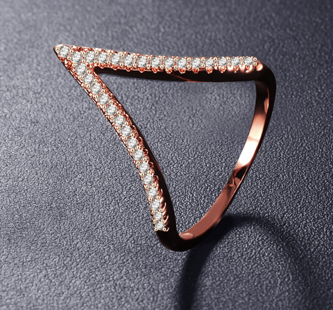 Rose Gold Plating Two-Tone V Shape Design Jewelry Ring